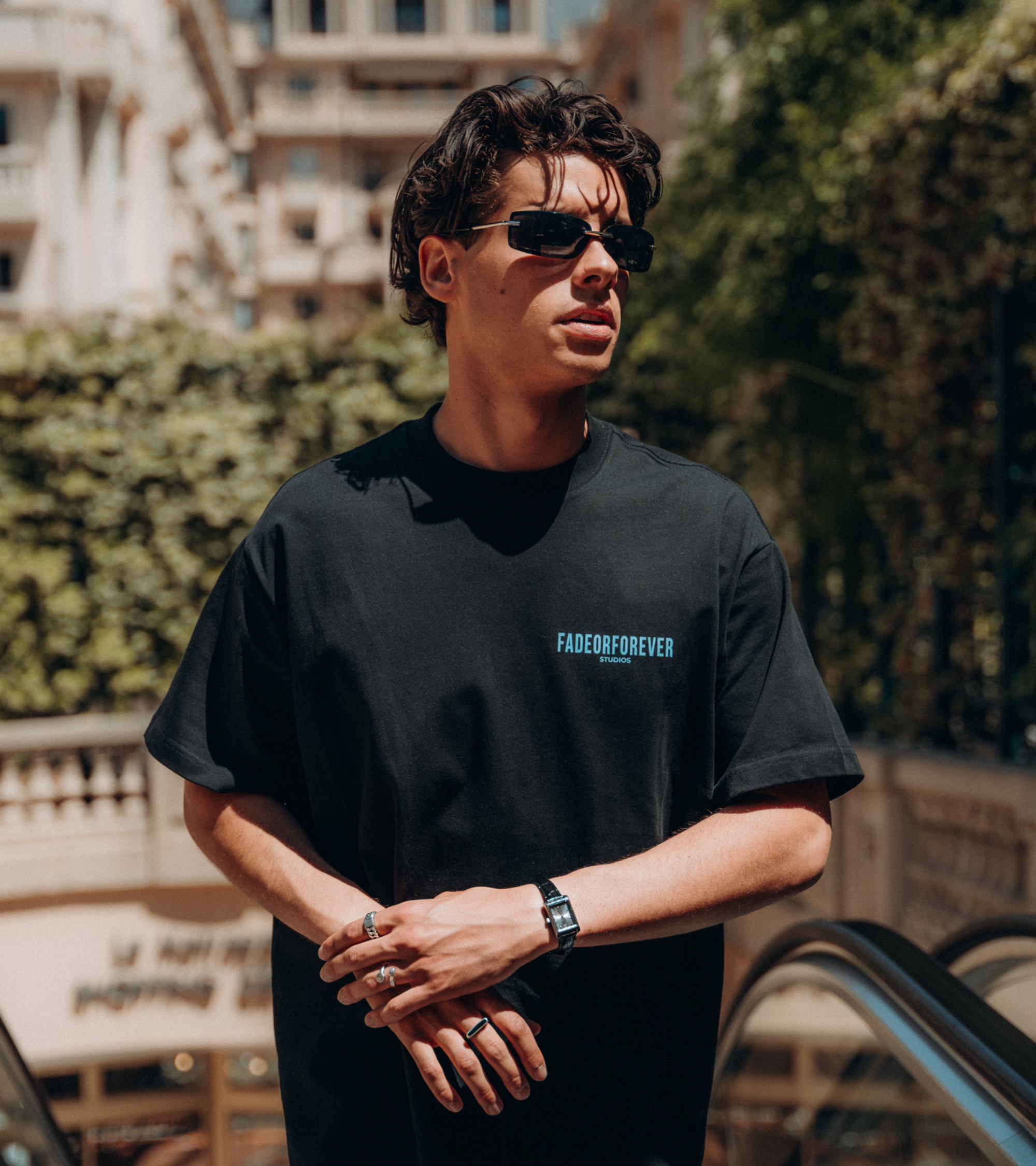Riviera T-shirt- Black/Blue