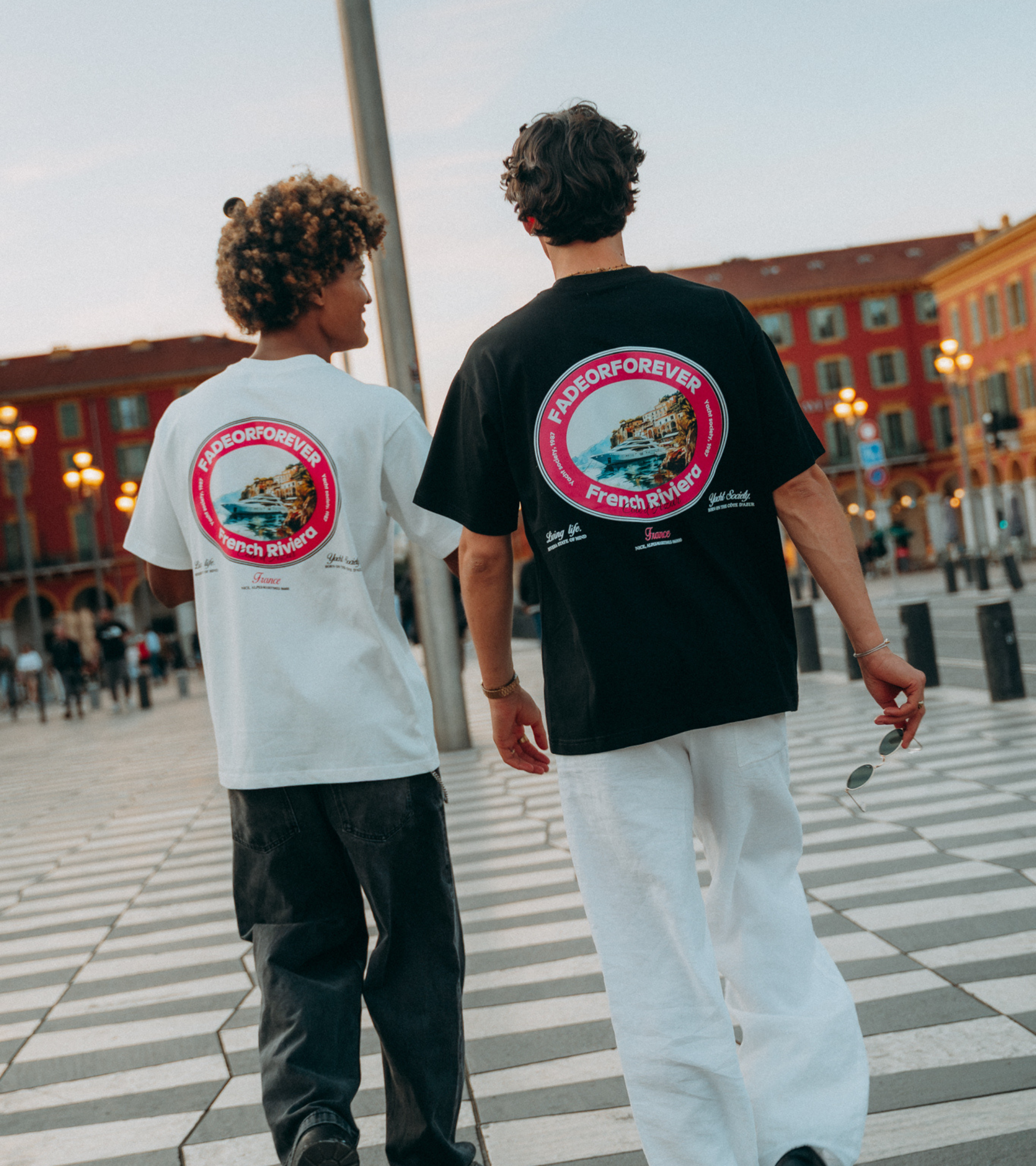 Riviera T-shirt- Black/Pink