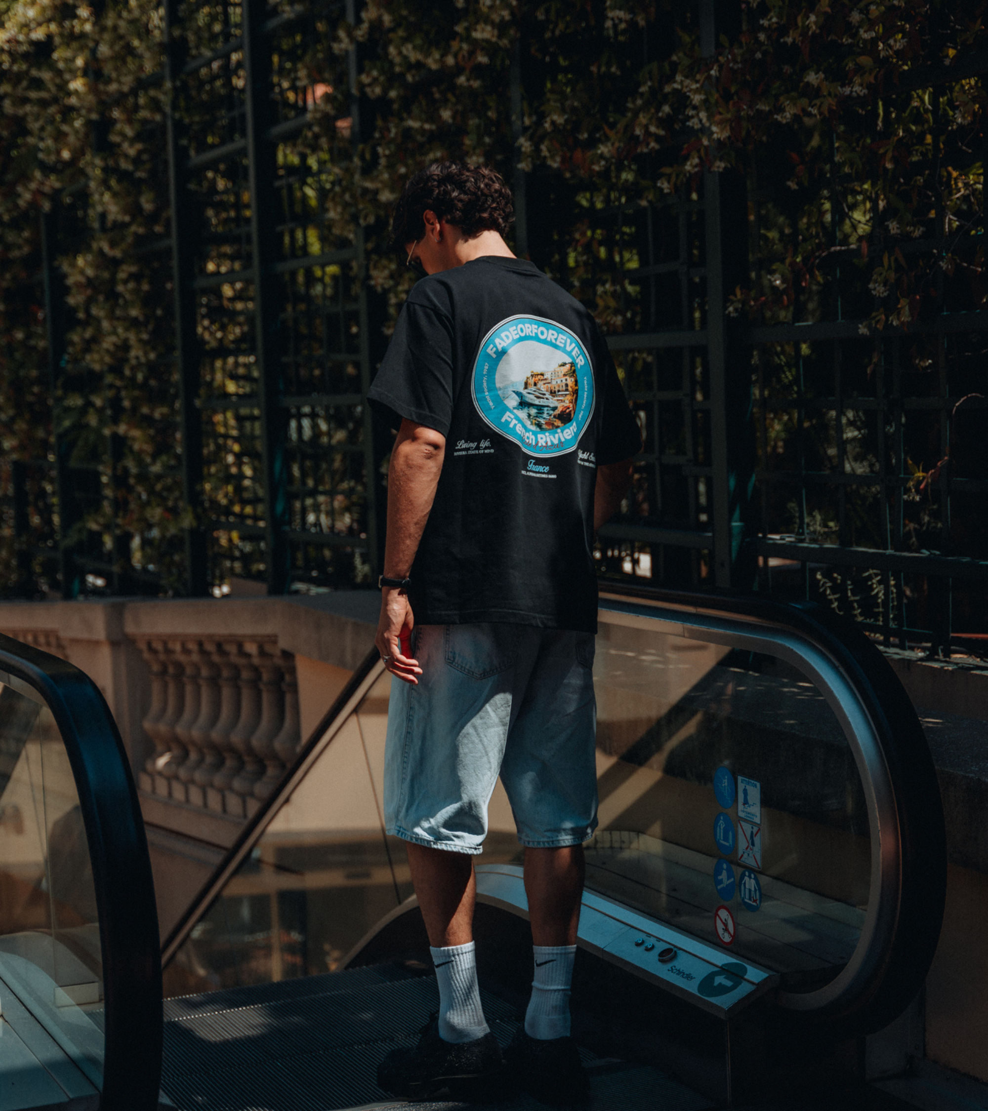 Riviera T-shirt- Black/Blue